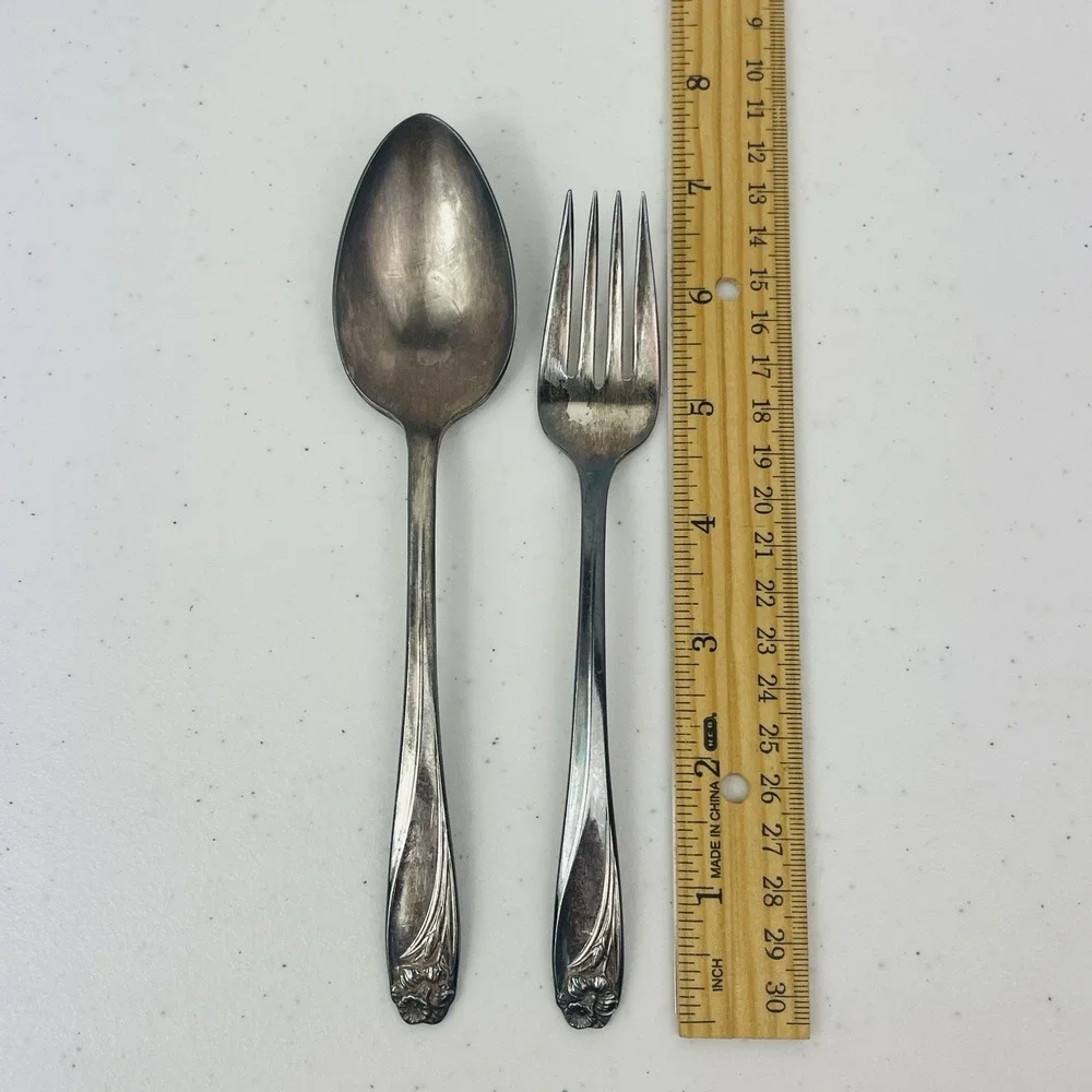 Vintage 1847 Rogers Bros Silverware Daffodil Pattern Serving Spoon And Fork